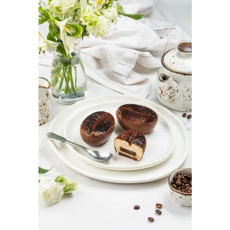 Корпусные муссовые пирожные (Александра Овешкова)