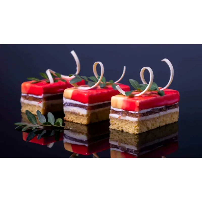 [Pastry School] Нарезные пирожные 3.0 Новая классика от "А" до "Я" (Елена Крохмаль)