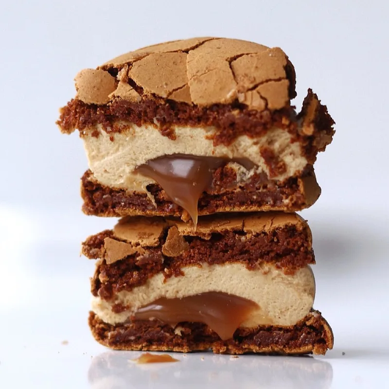 Макарон "Соленая карамель" (sweetsbyalice)