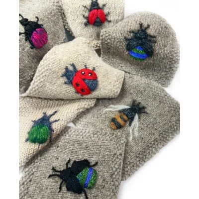 Жук в технике Puff Color Knitting (Лена Родина)