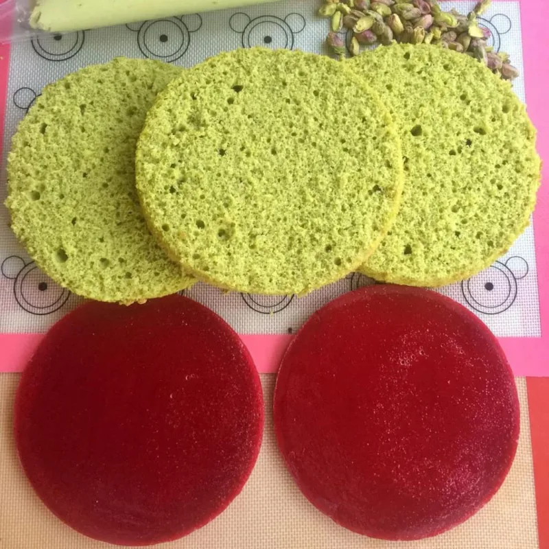 Торт "Фисташковый пломбир-малина" (Елена Радова)