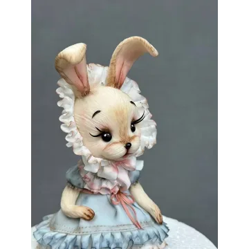 [Kabilova school] Видеоурок «Зайка в шапке» (Диля Кабилова)