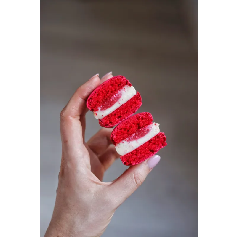 Урок "Крышечки макарон" : Альбумин, Французы+Швейцарцы на живом белке (Александра Шинкаренко) @ex_pastry_cook