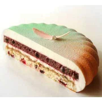 Муссовый торт «Смородина-козий сыр» (smuglyanochka_)