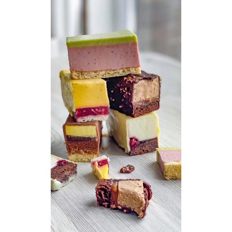 [fun__bun] Муссовые нарезные пирожные (Юлия Нежурина)