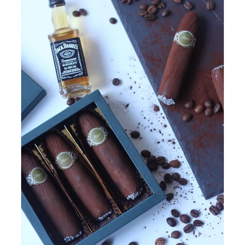 Пирожное в виде сигары (Виктория Углева)