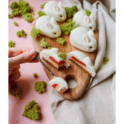 Муссовое пирожное "Белый кролик" (Ксения Нохрина)