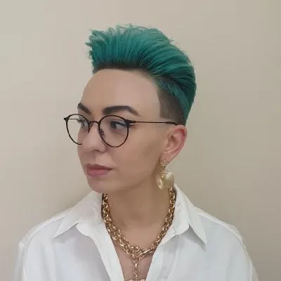 Магия волос в движении (Анжелика Гречкина)