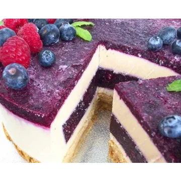 Низкокалорийные торты и десерты (Екатерина Абрамова)