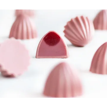 [Chocotale] Корпусная конфета "Лайм каффир – малина" (Светлана Егорова)