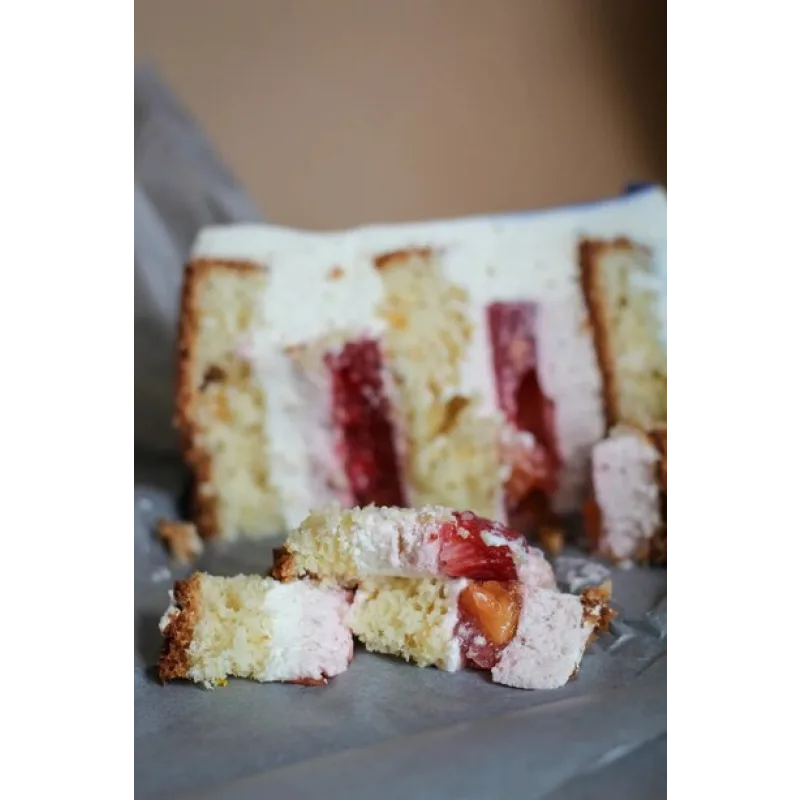 Торт Апельсин-клубника-персики (Нюта Зеленская)