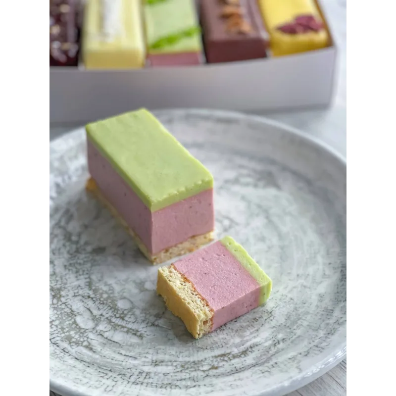 [fun__bun] Муссовые нарезные пирожные (Юлия Нежурина)