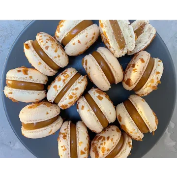 Макарон с соленой карамелью (Анна Томильчик)