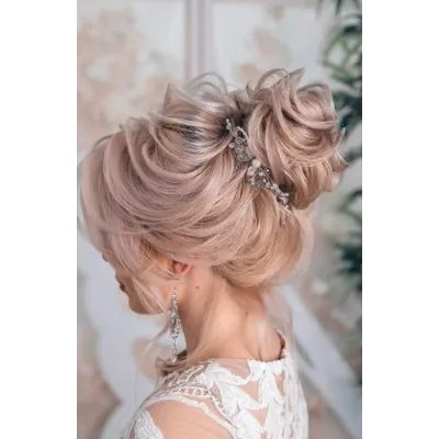 Высокий пучок (Гульнара Чекоева)