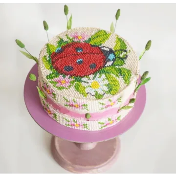 [Где Торт?] Торт с вышивкой - Божья коровка (Ксения Мороженко)