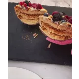 Шоколадное яйцо с начинкой «Медовик с кремом на топленой сметанке» (Камилла Хасмамедова)