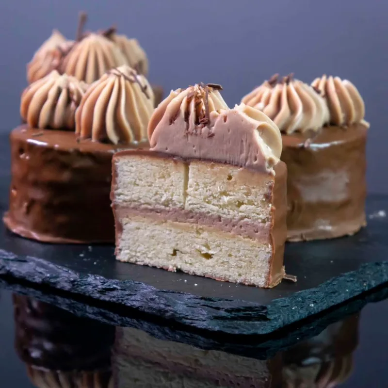 [Pastry School] Песочные торты и пирожные (Елена Крохмаль)