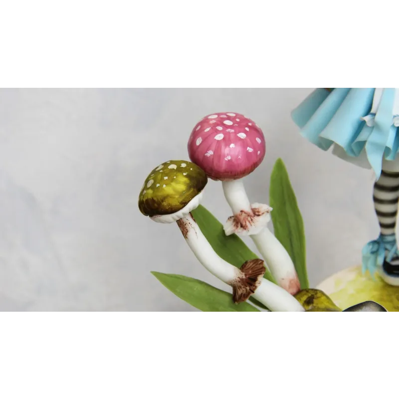 Алиса в стране чудес (Диля Кабилова)