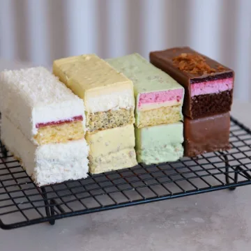 [Cake School] Мини-курс «Нарезные пирожные 2.0» (Алина Макарова)