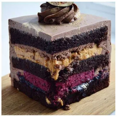 Техническая карта торт «Шоколад - смородина - соленая карамель» (selfsweets_spb)