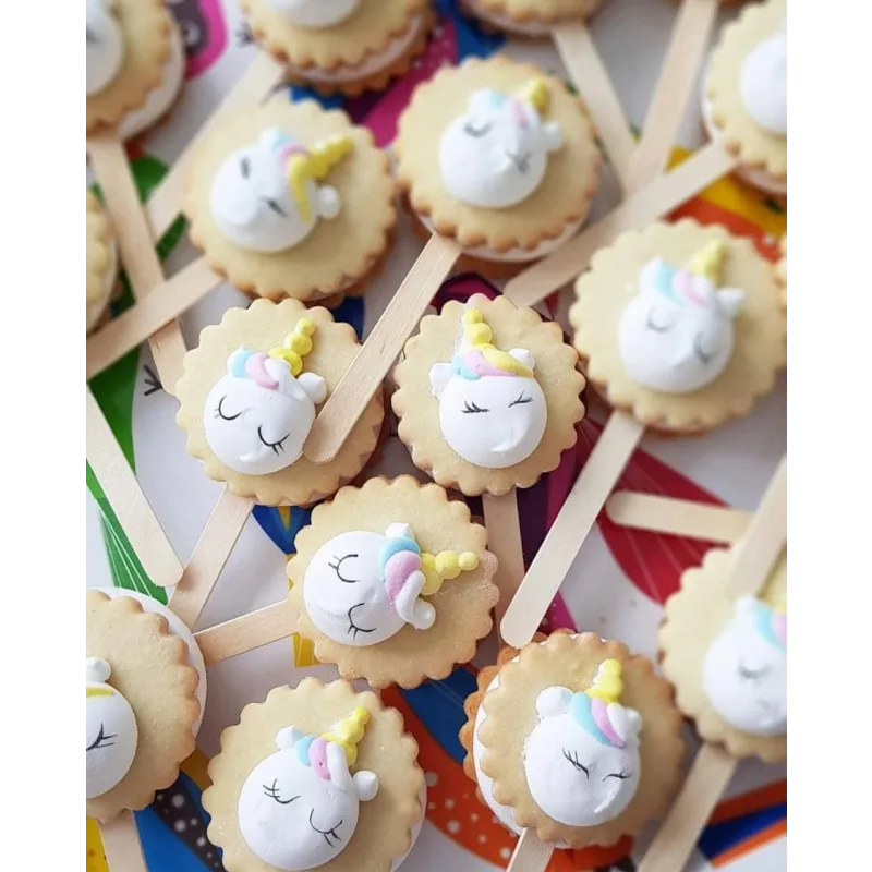 Маршмэллоу и сэндвичи (Ляйсян Казыргалина)