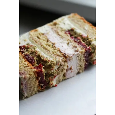 Торт Фисташка - малина (Нюта Зеленская)