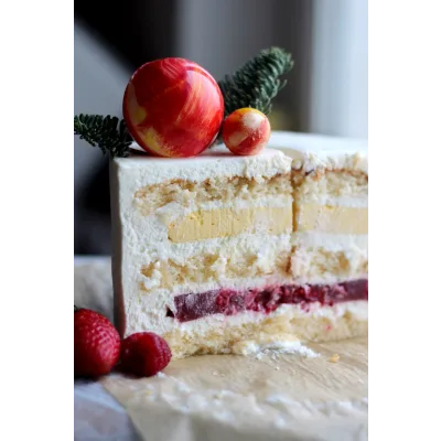 Торт Миндальный, манго - малина - клубника (Нюта Зеленская)