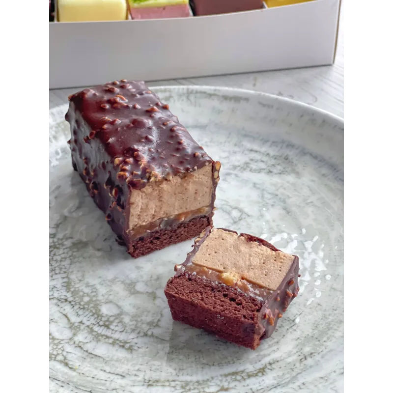 [fun__bun] Муссовые нарезные пирожные (Юлия Нежурина)