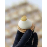 Макарон "Gorgonzola - Груша" (sweetsbyalice)