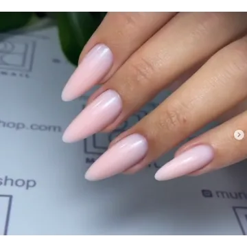 Салонное моделирование «Форма миндаль» в технике без опила (Мадина Муриева)