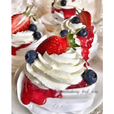 [art2cake] Пирожное «Белоснежная Павлова» (Надежда Коломейцева)