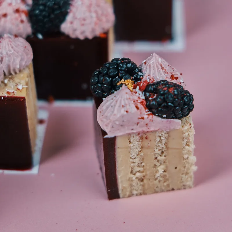 Онлайн курс "Simple Cakes" (Ксения Нохрина)