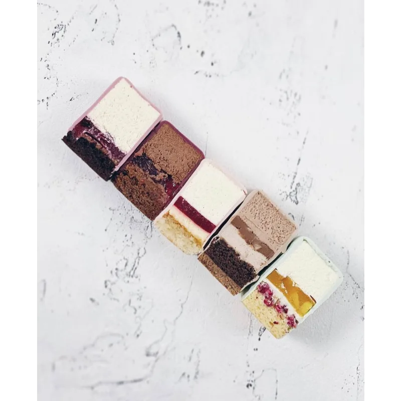 Нарезные муссовые пирожные (Елена Богомолова, zimnyaya_dolci)