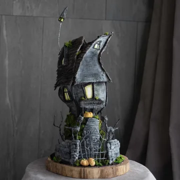 [anechkacake] Торт "Ужасный дом" (Анна Сухова)