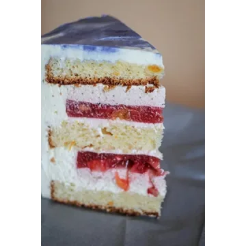 Торт Апельсин-клубника-персики (Нюта Зеленская)