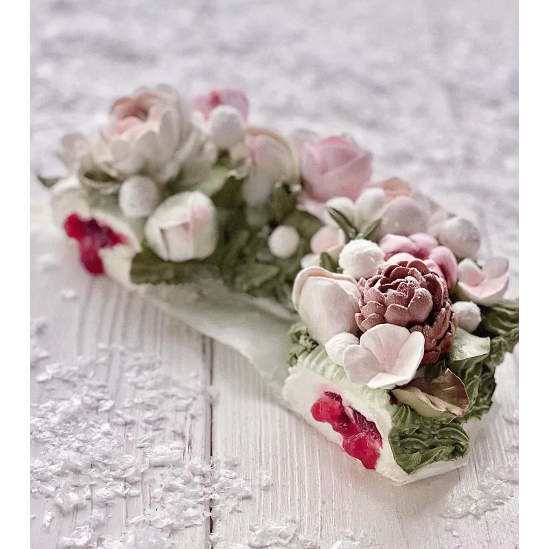 Новогодний венок из зефира (Мира Садовая) @zefir.mira