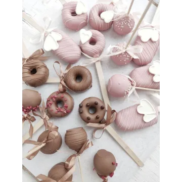 Кейк-попсы с нуля (Дарья Евсеева)