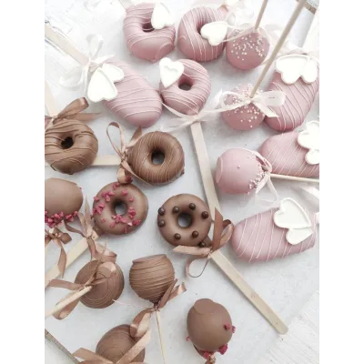 Кейк-попсы с нуля (Дарья Евсеева)