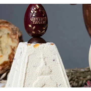 Пасха творожная Царская с миндалем, вишней и цукатами (Людмила Букина)