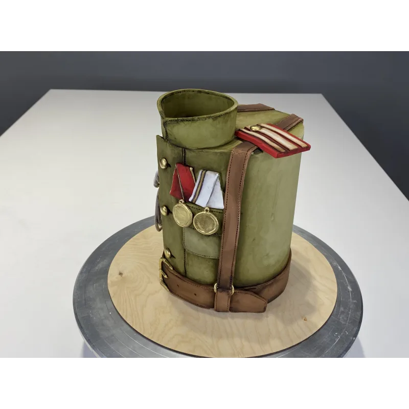 Декор торта "Костюмы" (Елена Гнут)