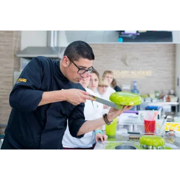 [kica] Торты, тарты и кексы. Запись 3 дневного курса (Ханс Овандо)