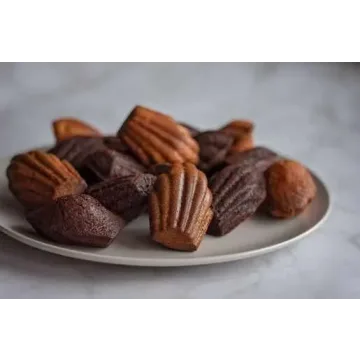 Сборник рецептов бисквитного печенья Мадлен фисташка, шоколад, топленое молоко (Светлана Егорова)