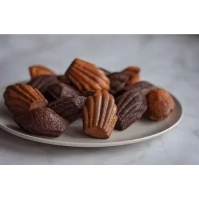 Сборник рецептов бисквитного печенья Мадлен фисташка, шоколад, топленое молоко (Светлана Егорова)