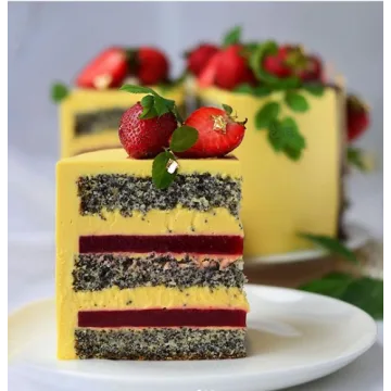 Торт  Клубничные тропики  (Надежда Аксёнова)