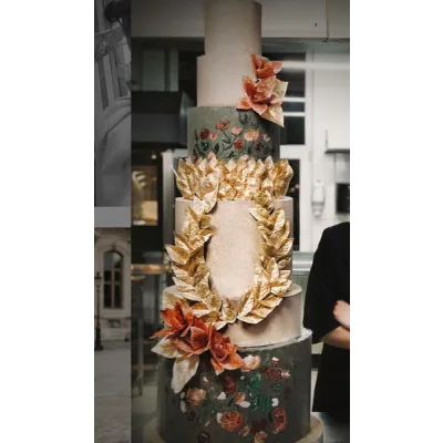 [ferentsbakery] Сборка 8-ярусного торта с фальш-ярусами, декор вафельной флористикой (Маргарита Ферентс)