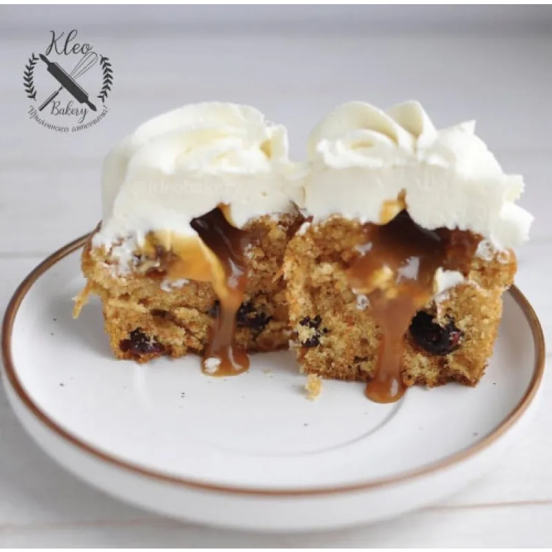 [Kleobakery] Урок по Капкейкам (Кристина Леоненко)